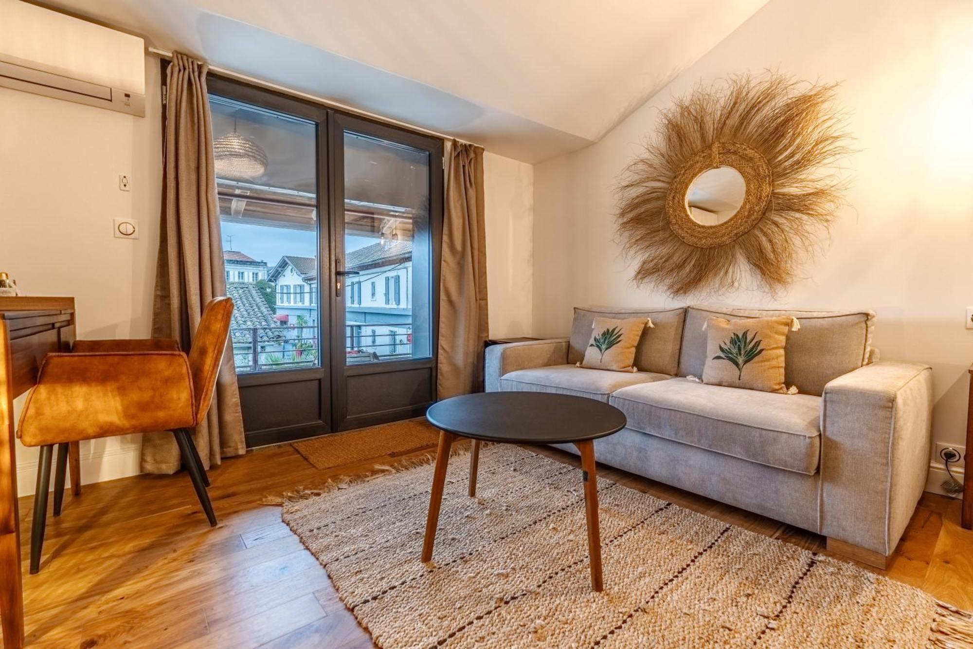 Hotel Quai Des Pontis Cognac Zewnętrze zdjęcie